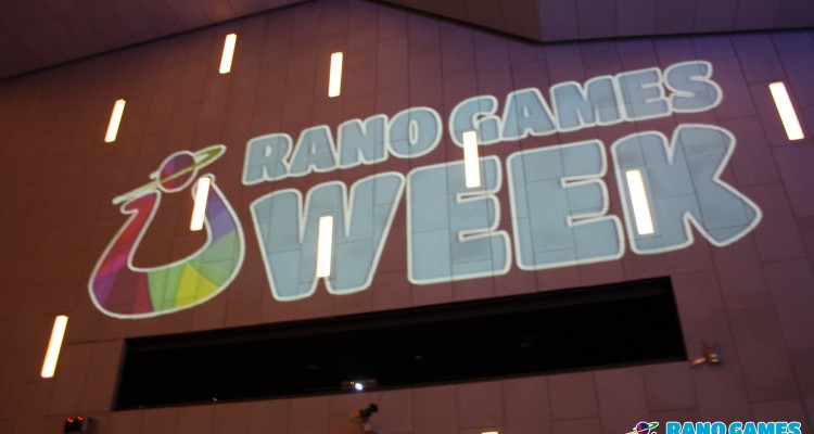 Urano Games Week 2016 Evento Videojuegos y Cosplay Zaragoza